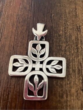 Retired JamesAvery large “Descending Dove & vine branches Tree of Life” pendant